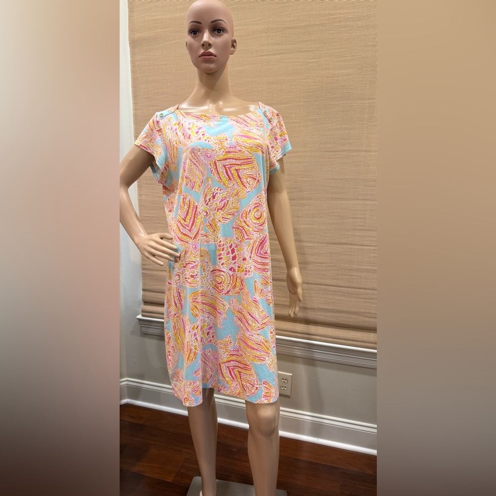 Lilly Pulitzer Colorful Abstract Fish Print Dress. Boat Neck.